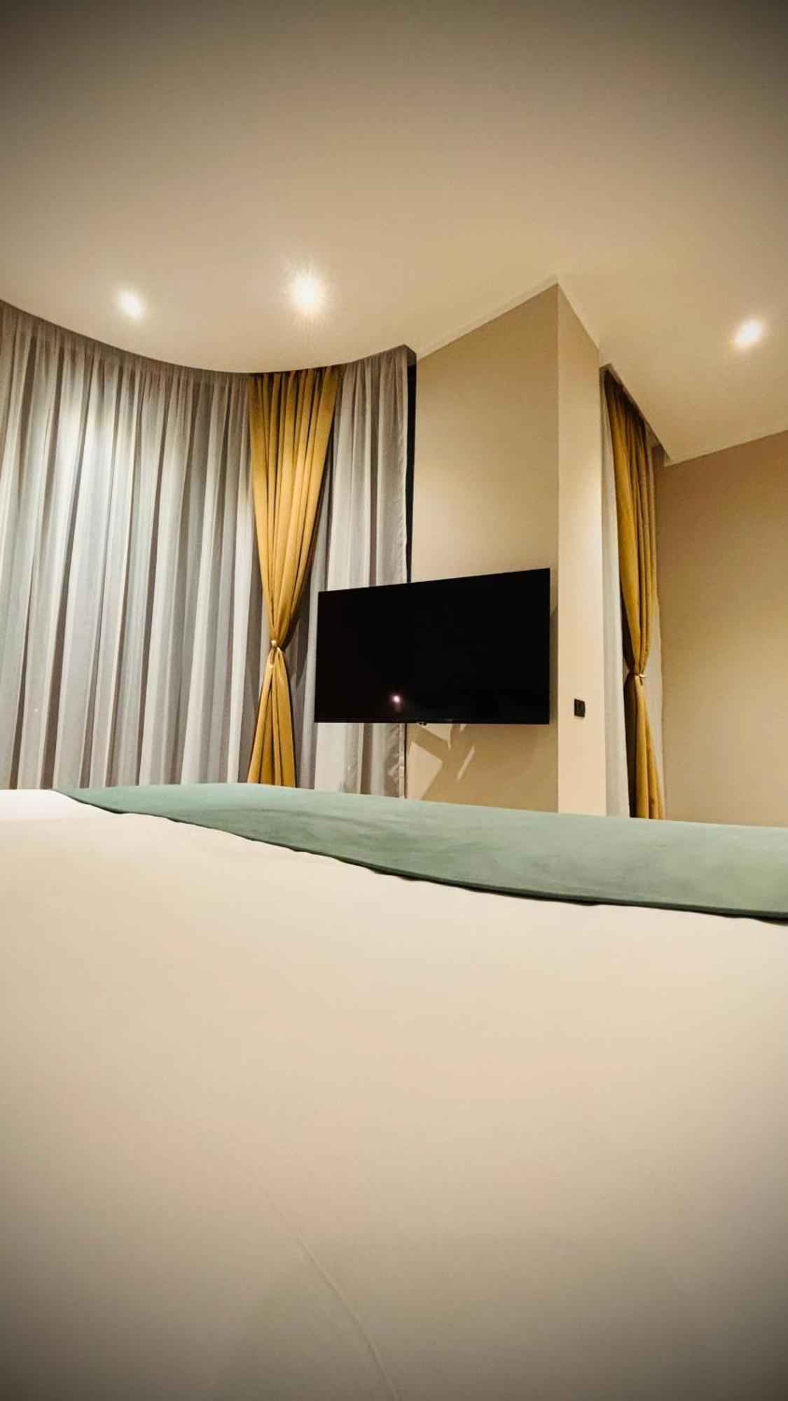 דרובטה-טורנו-סברין Hotel Clipa מראה חיצוני תמונה